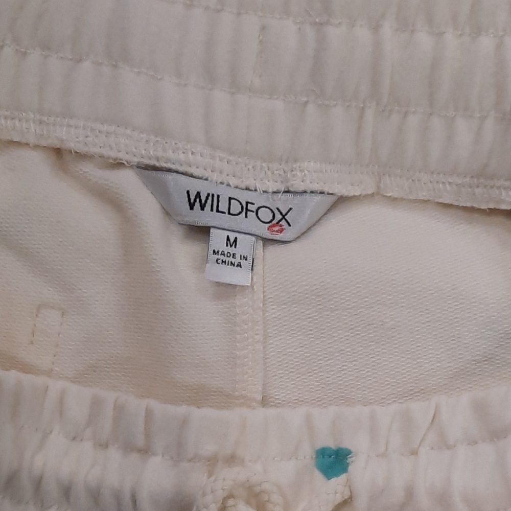 LAST ONE Wildfox Sweatshirt and Short Lounge Set with Pocke - Picture 6 of 7